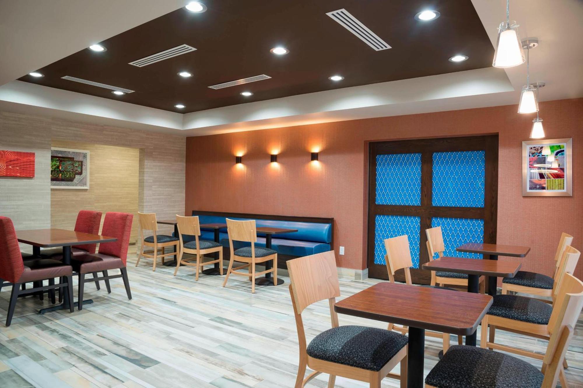 Towneplace Suites By Marriott Ontario-Mansfield Buitenkant foto