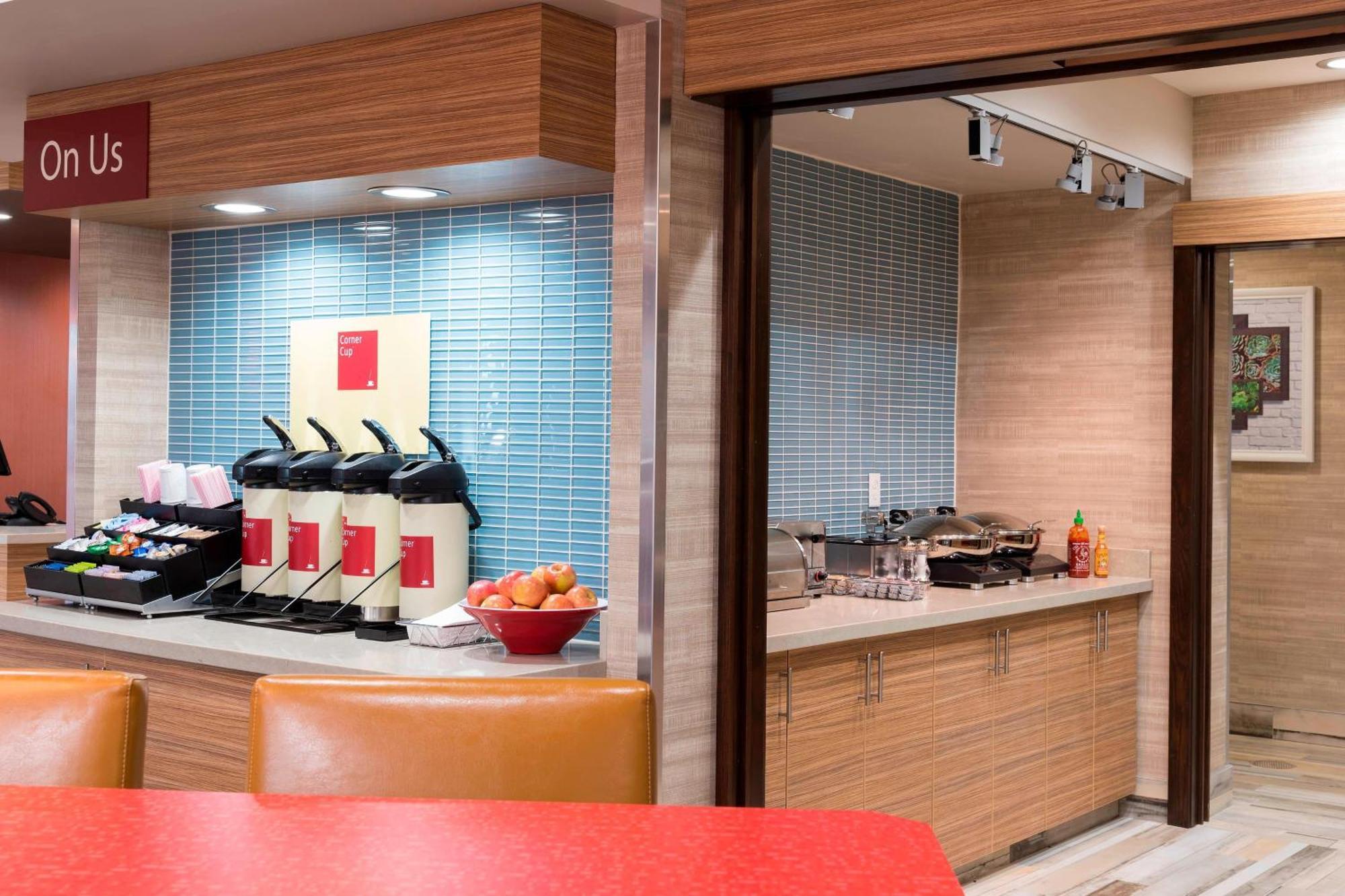 Towneplace Suites By Marriott Ontario-Mansfield Buitenkant foto