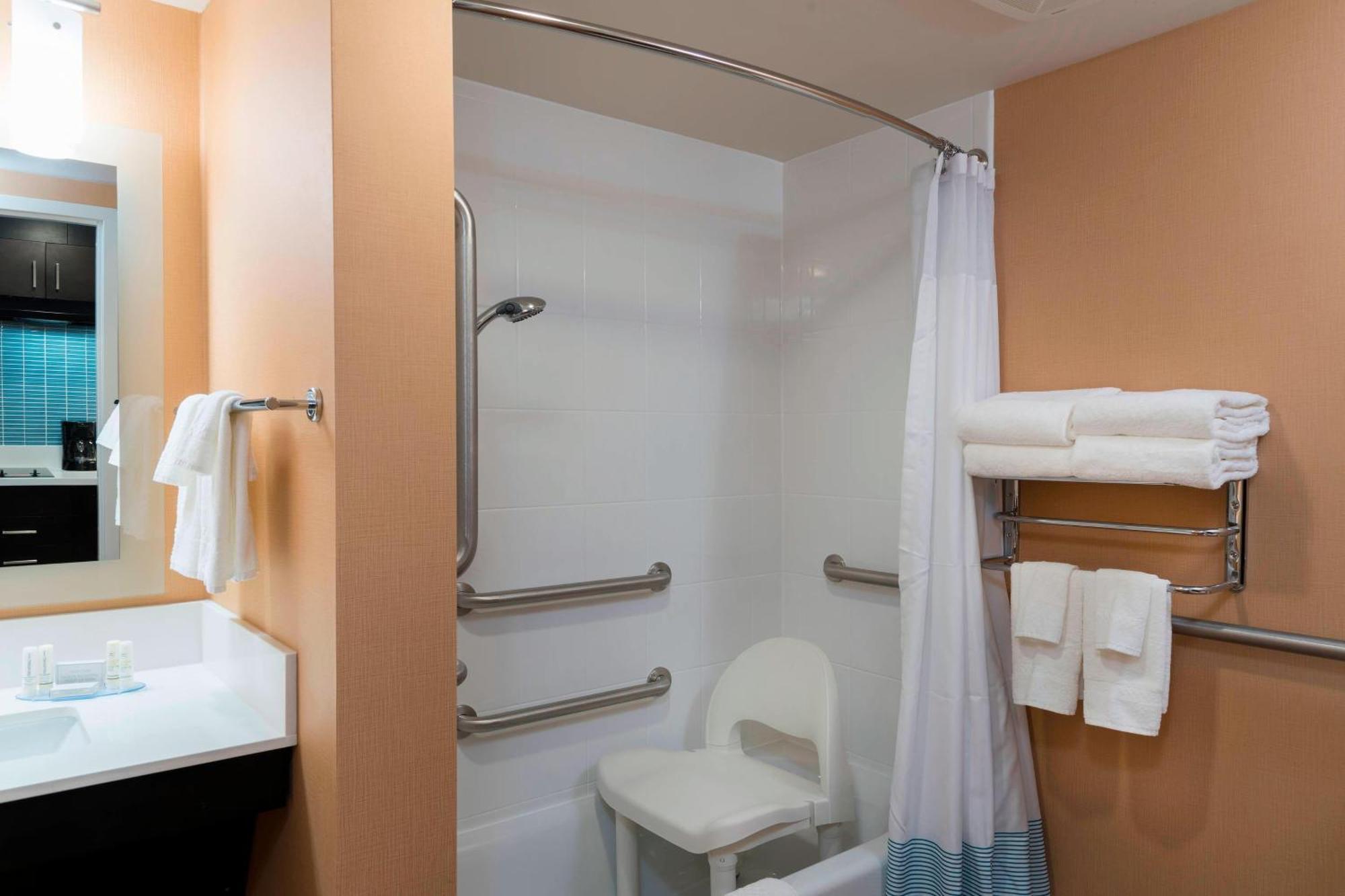 Towneplace Suites By Marriott Ontario-Mansfield Buitenkant foto