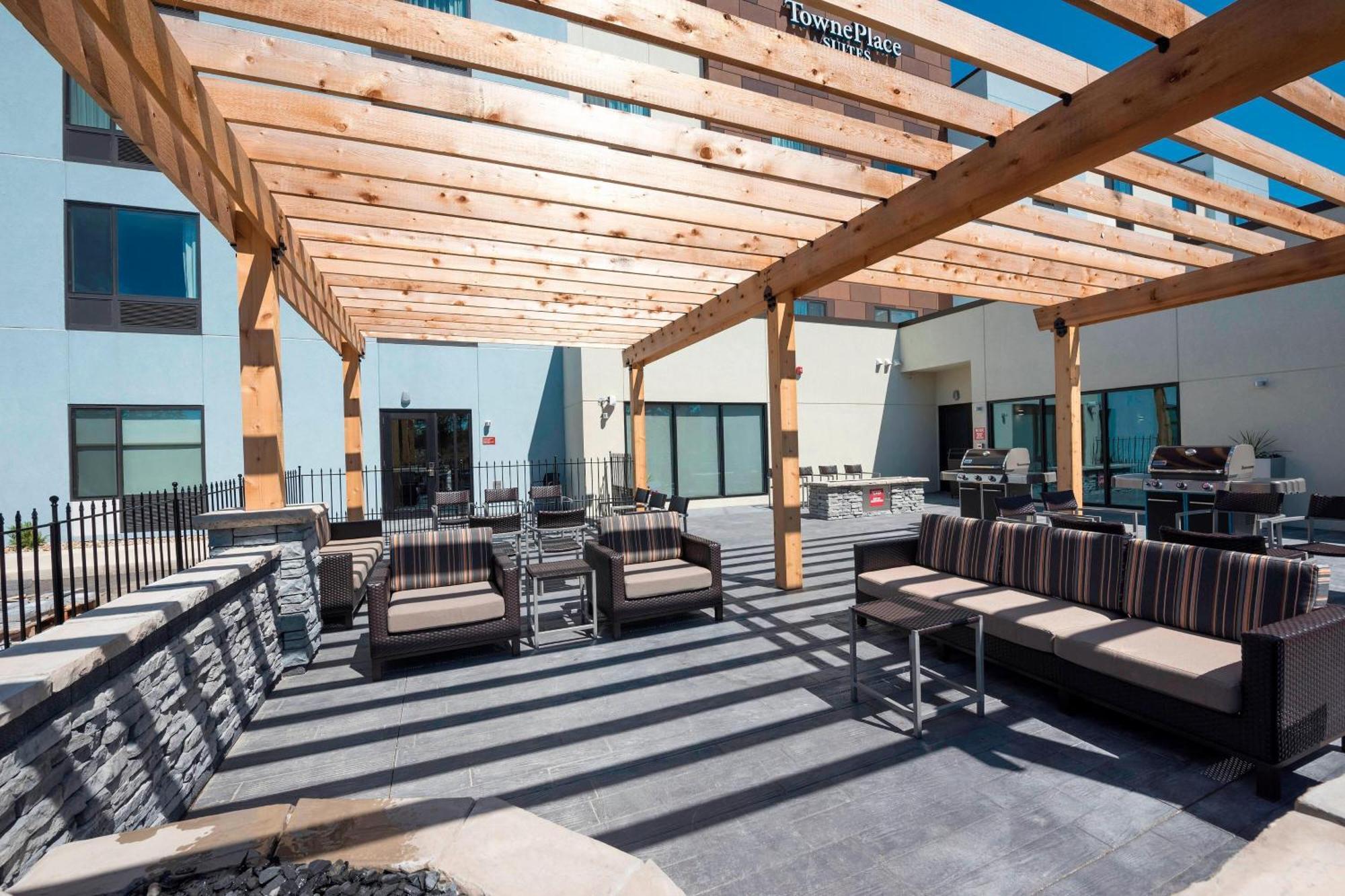 Towneplace Suites By Marriott Ontario-Mansfield Buitenkant foto