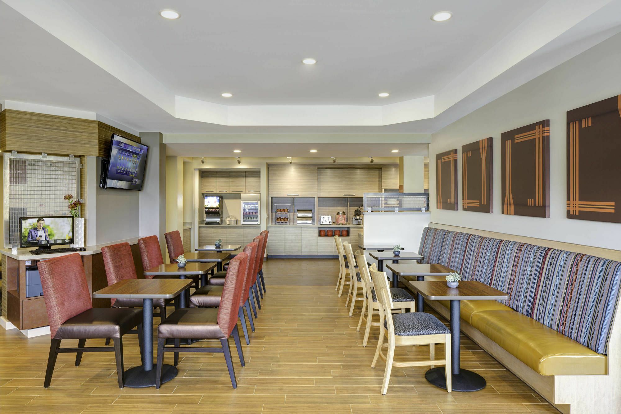 Towneplace Suites By Marriott Ontario-Mansfield Buitenkant foto
